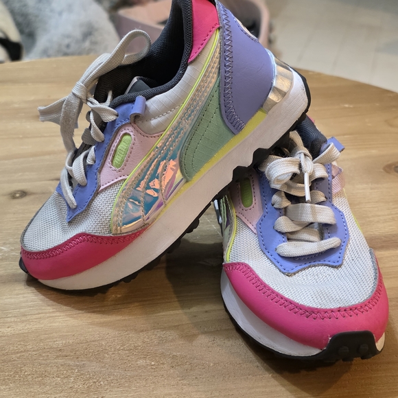 Puma Kids Multicolor Sneakers - Picture 1 of 8
